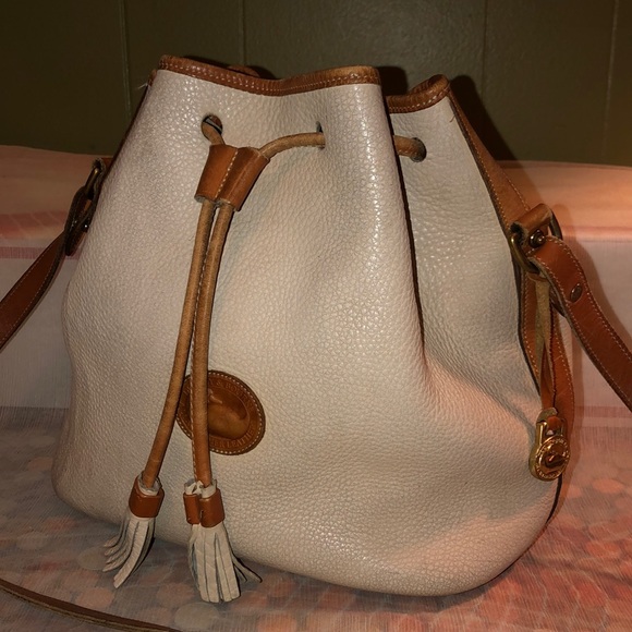 Dooney & Bourke AWL Vintage Bags - Picture 2 of 8